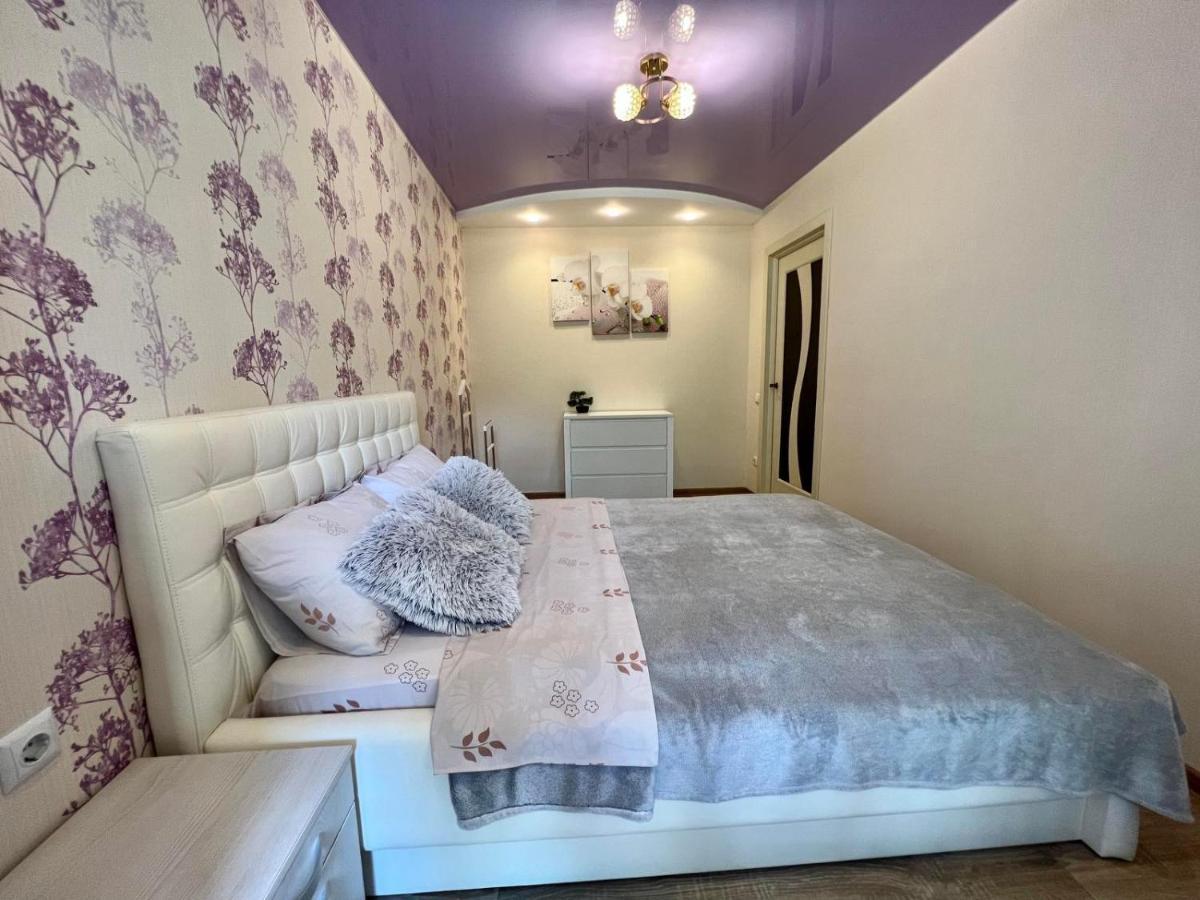 2-Комн Люкс В Центре Вишенки Vinnytsia Extérieur photo
