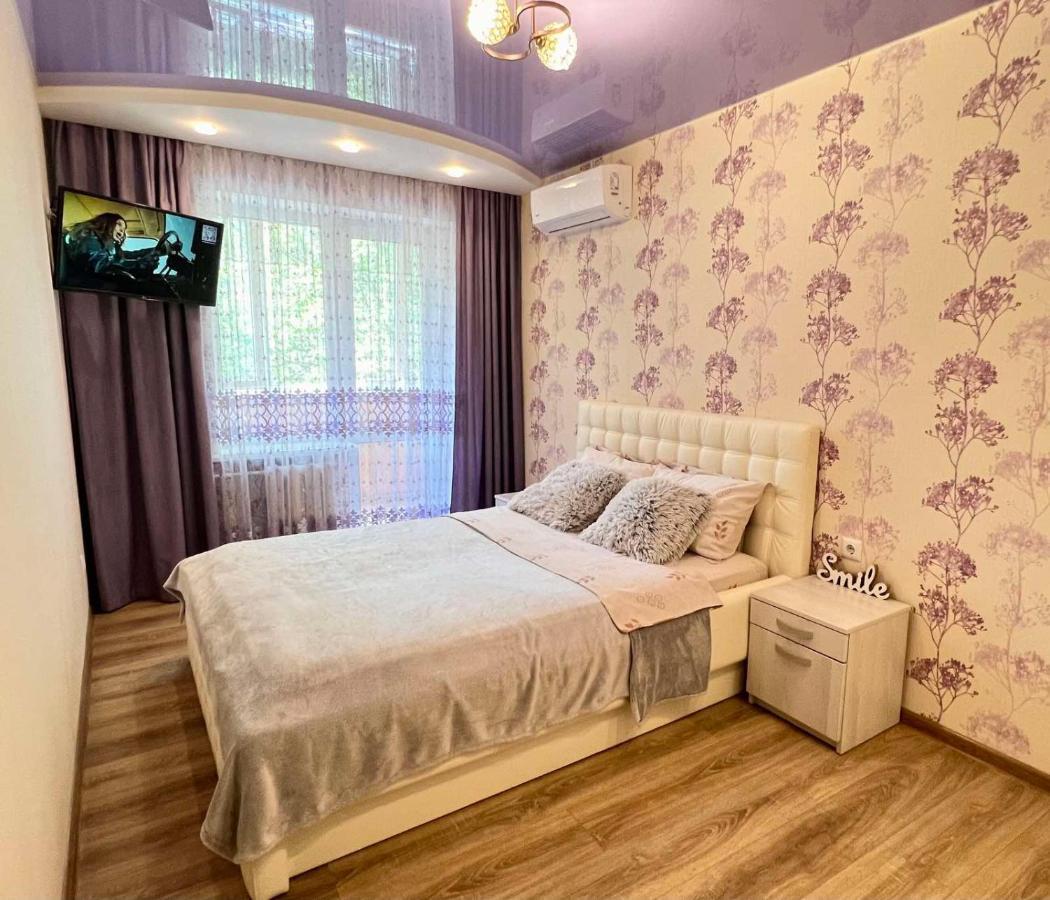 2-Комн Люкс В Центре Вишенки Vinnytsia Extérieur photo